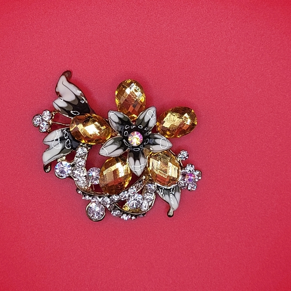 Flower Pattern Vintage White and Orange Rhinestones Brooch Pin - Picture 2 of 7